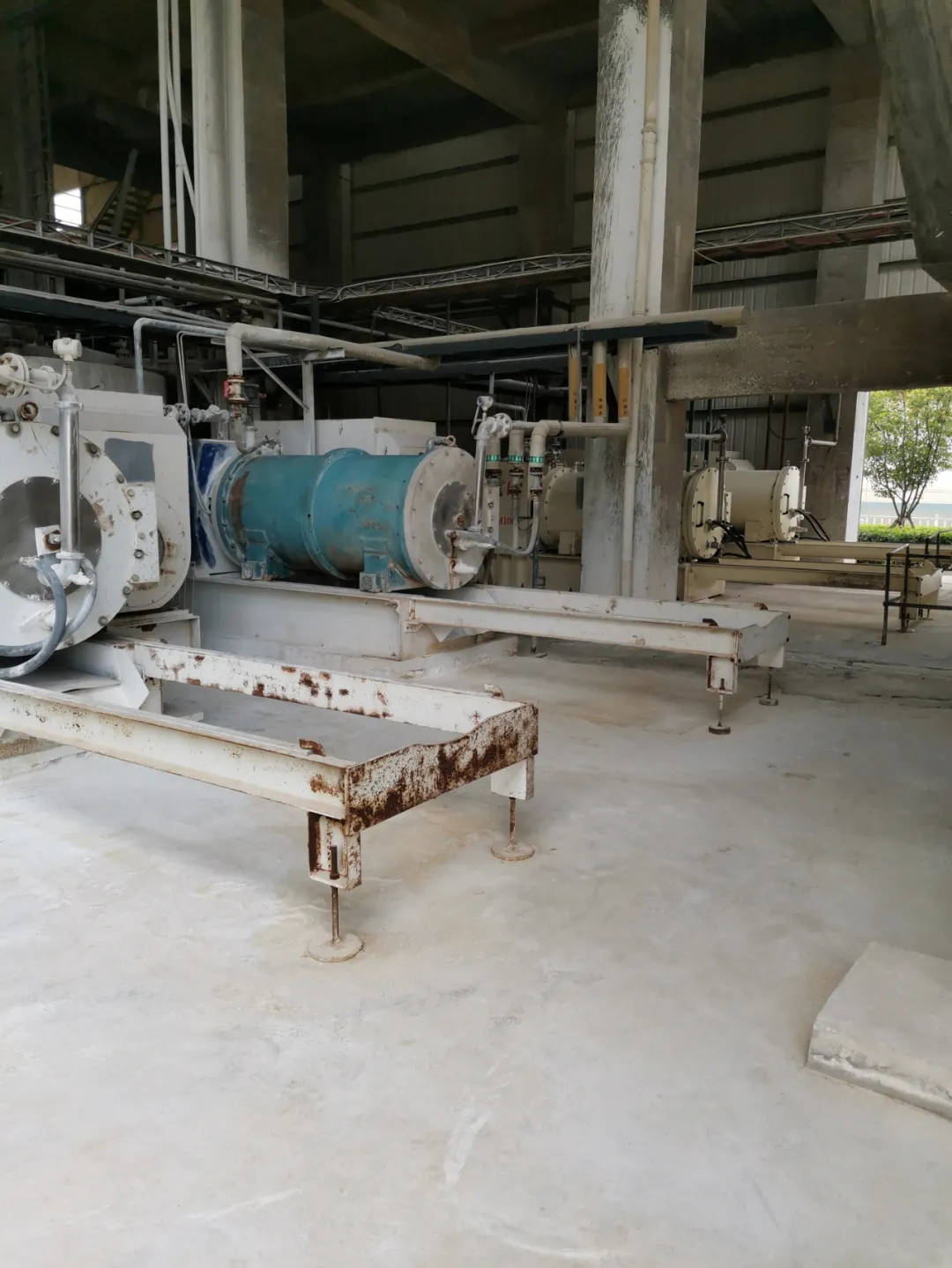 CMV高壓固態軟起動裝置應用于化工行業-負載砂磨機(圖2)